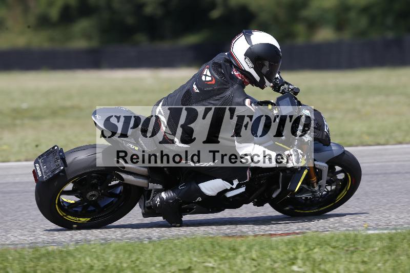 /45 10.08.2025 Plüss Moto Sport ADR/Freies Fahren/62